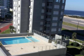 Torres del Plata II, Frente a la Playa!